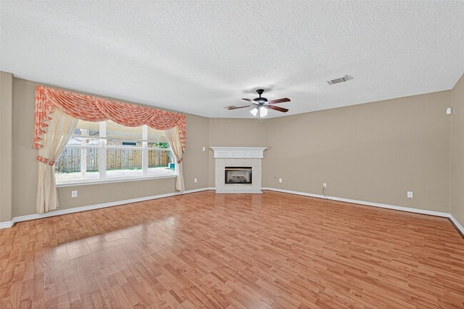 Building Photo - 19419 Arbor Pines Ln