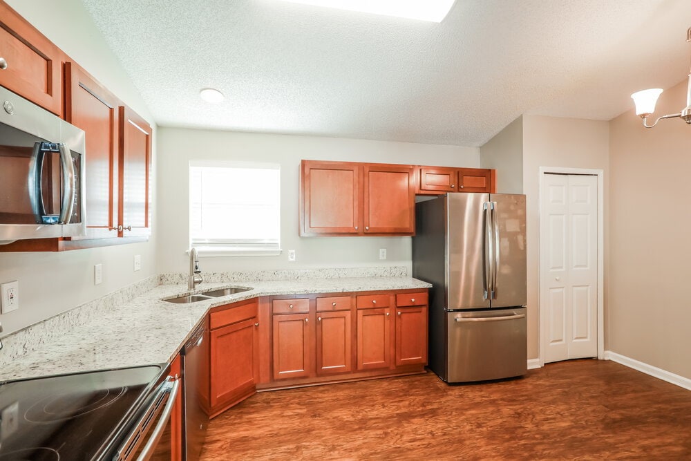 Building Photo - 1821 Sheraton Lakes Cir