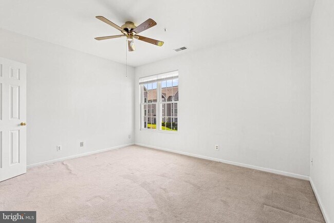 Building Photo - 46628 Drysdale Terrace