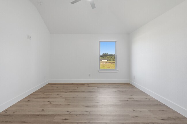 Building Photo - 13134 Lake Conroe Bay Rd