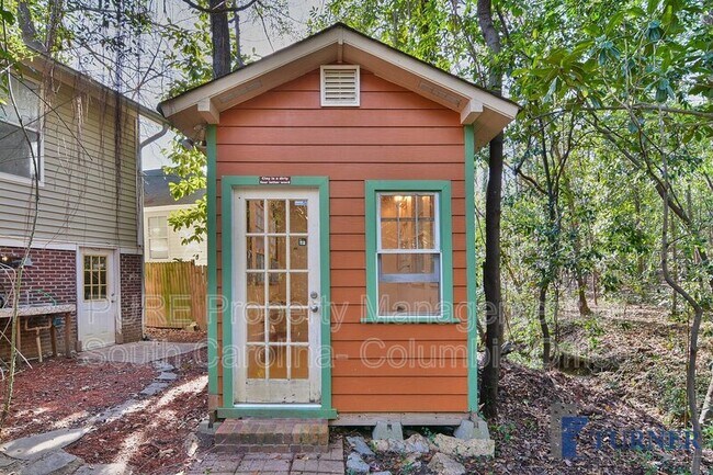 Building Photo - 801 Laurel Hill Ln