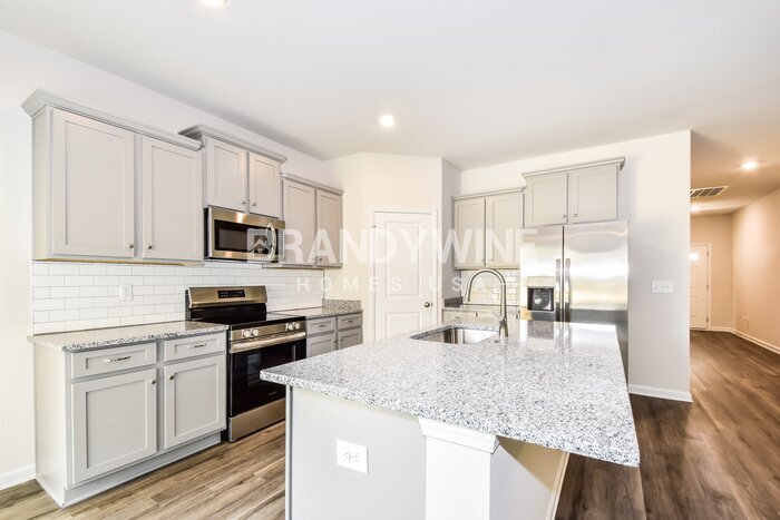 Building Photo - 766 Patmore Dr