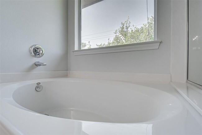 Building Photo - 12426 Narcissus View Trail