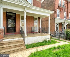 Building Photo - 112 Haws Ave