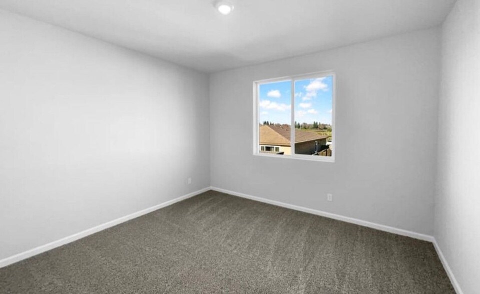 Building Photo - 8416 Tapies Way