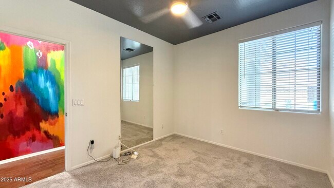 Building Photo - 4927 W Magdalena Ln