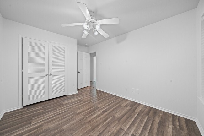 Building Photo - 5803 Afton Ridge Ln