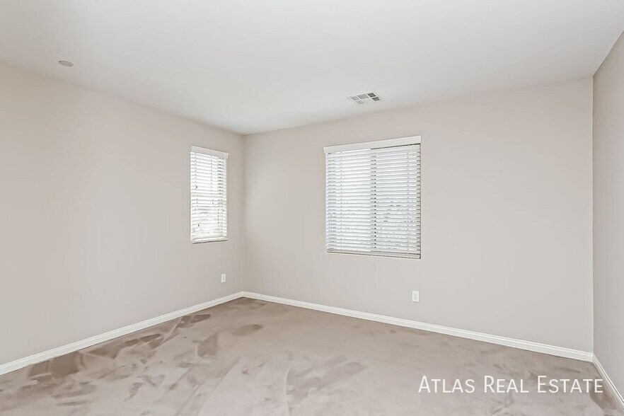 Building Photo - 436 Accelerando Way