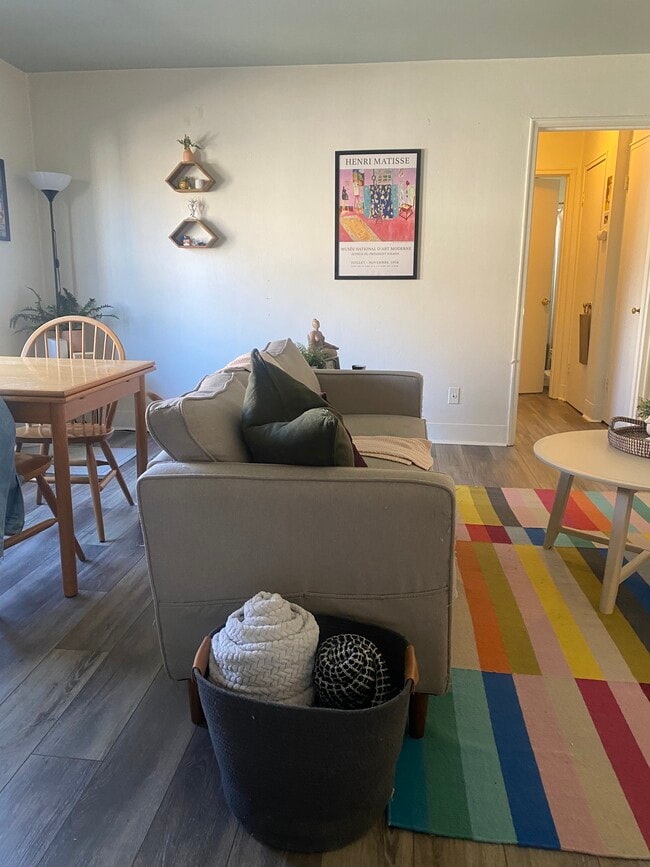 Building Photo - 4909 Centre Ave