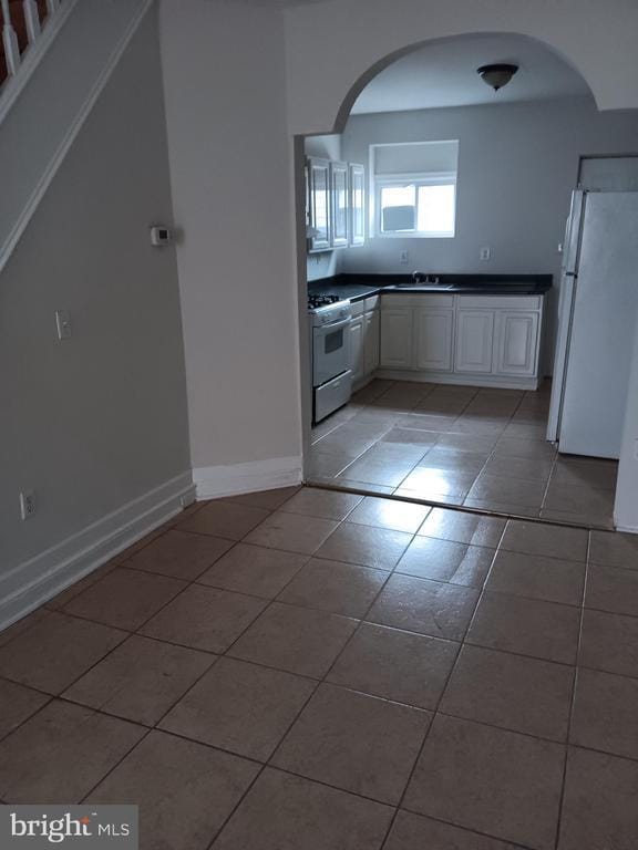 Building Photo - 117 N Glover St