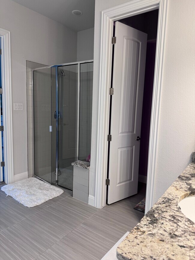 Building Photo - 513 Lambert Cv