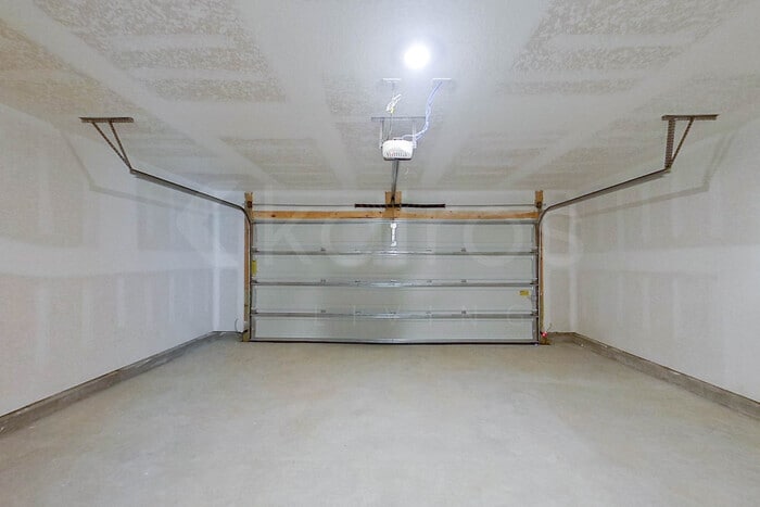 Building Photo - 4726 Malay Cir