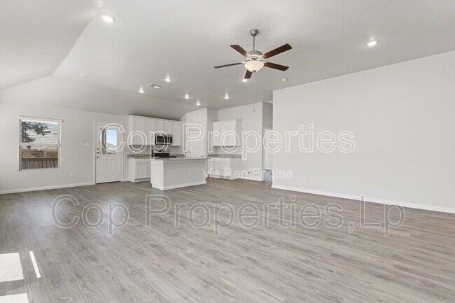 Building Photo - 1133 Eagle Xing