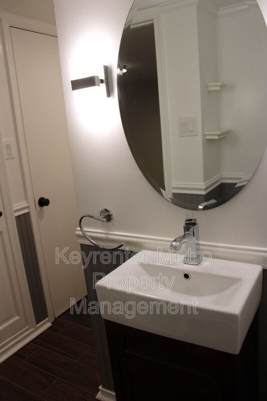 Building Photo - 9201 Fort Foote Rd