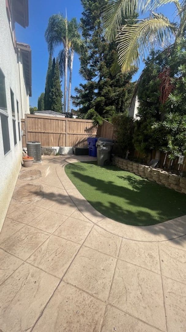 Building Photo - Gorgeous 4 Bedroom, 2.5 Bath with Loft in Rancho Del Oro For Rent!
