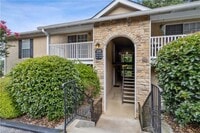 Building Photo - 3155 7 Pines Ct NW