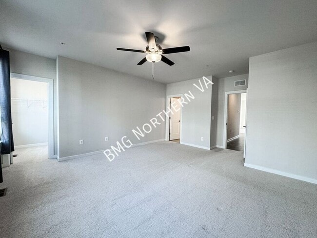 Building Photo - 206 Park Central Ter