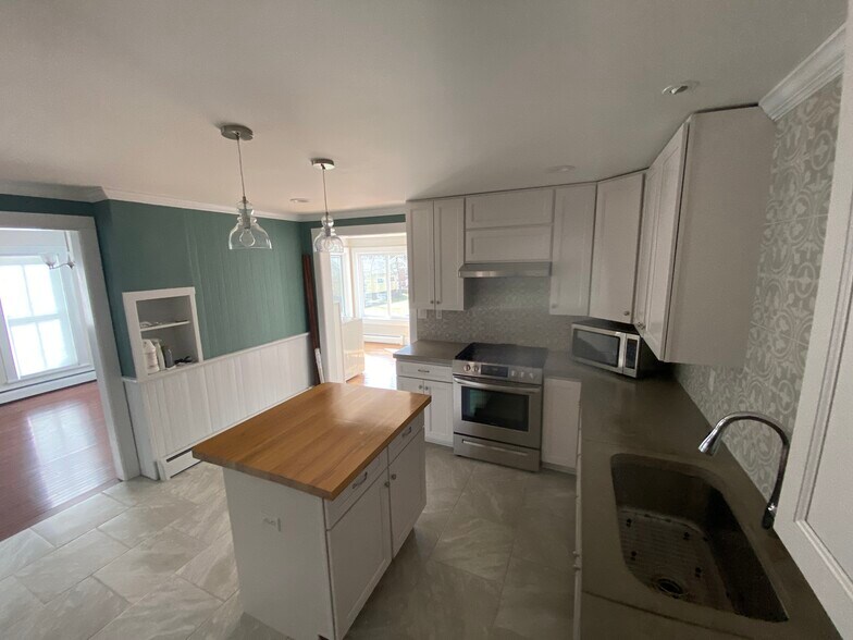 Primary Photo - 437 Prospect Ave