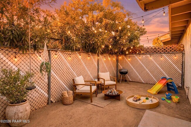 Building Photo - 3028 N Castro Ave