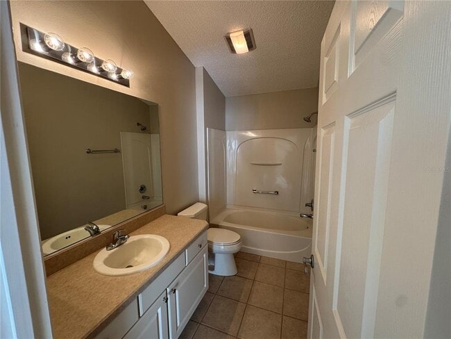 Building Photo - 1556 Conway Ct