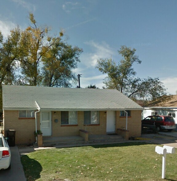 Building Photo - 311 -313 16th Ave Ct