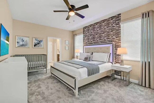 Building Photo - 9016 Sommerset Hills Dr