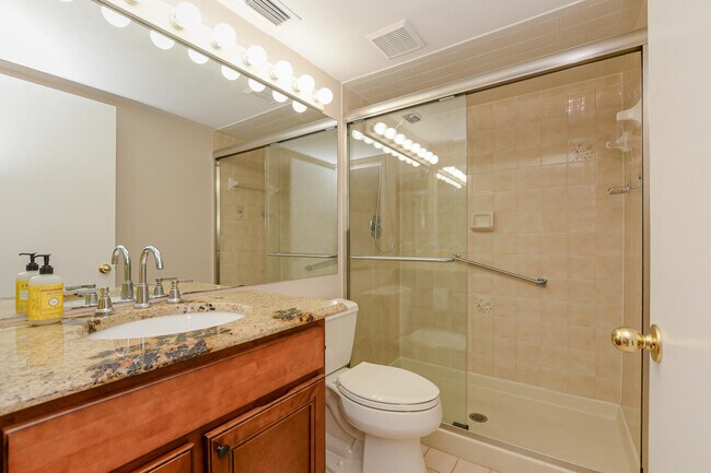 Building Photo - 2504 SE Anchorage Cove