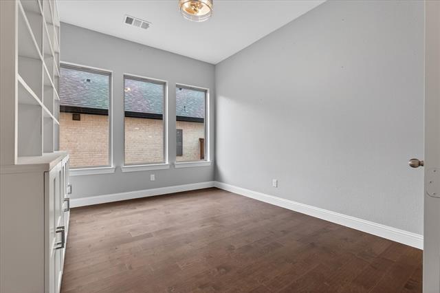 Building Photo - 4825 Secluded Ct