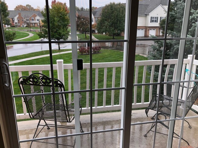 Building Photo - 724 Olde English Cir