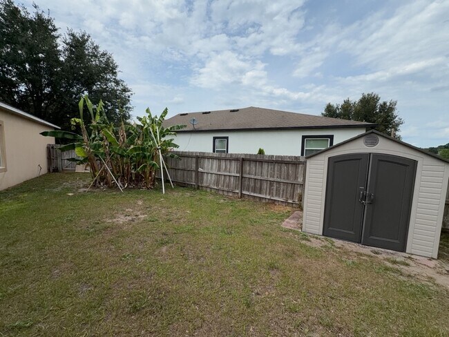 Building Photo - 283 Rambling Cir
