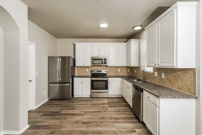 Building Photo - 11118 Geneva Ford