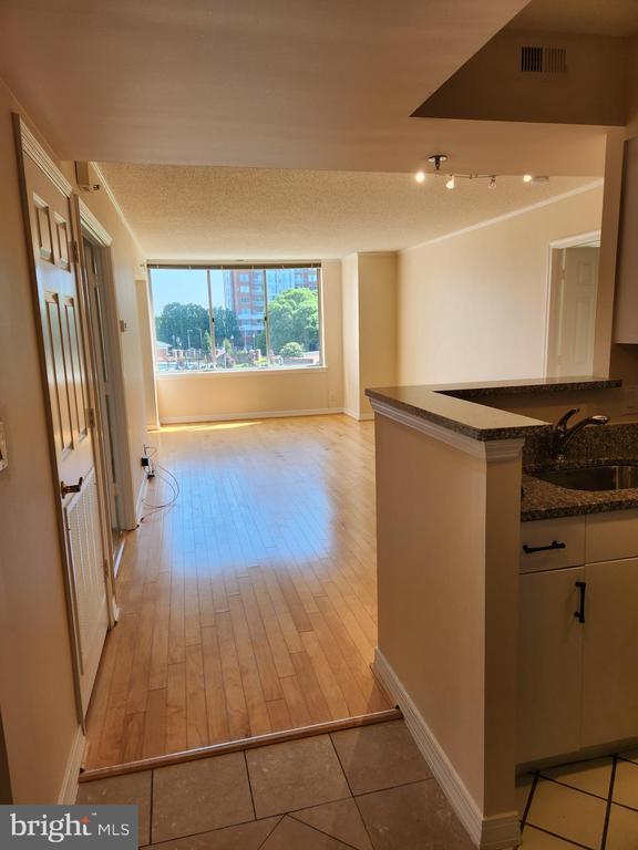 Building Photo - 5809 Nicholson Ln