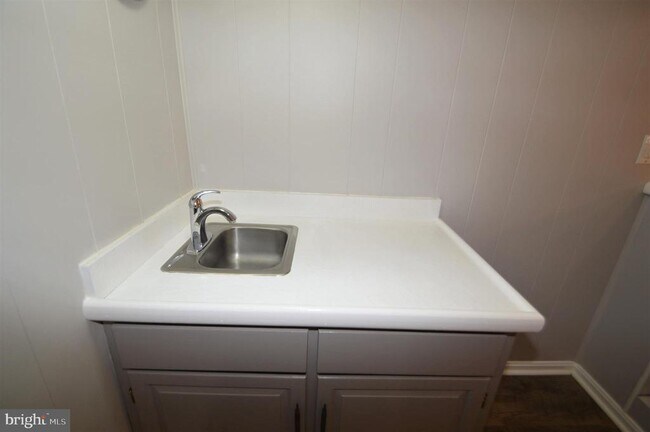 Building Photo - 12614 Oxon Rd