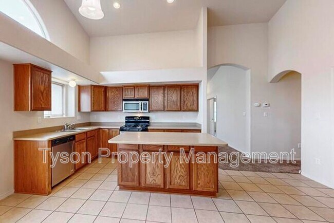 Building Photo - 8116 Long Mesa Pl NW