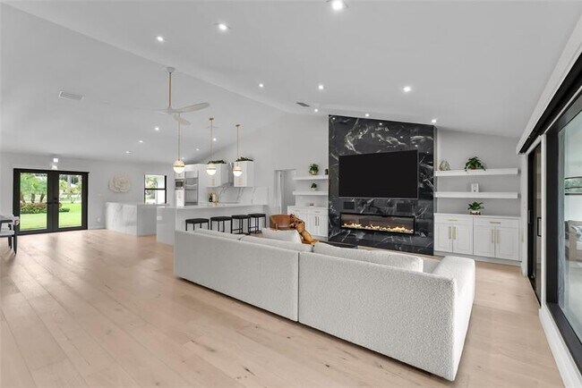 Building Photo - 8611 Gullane Ct