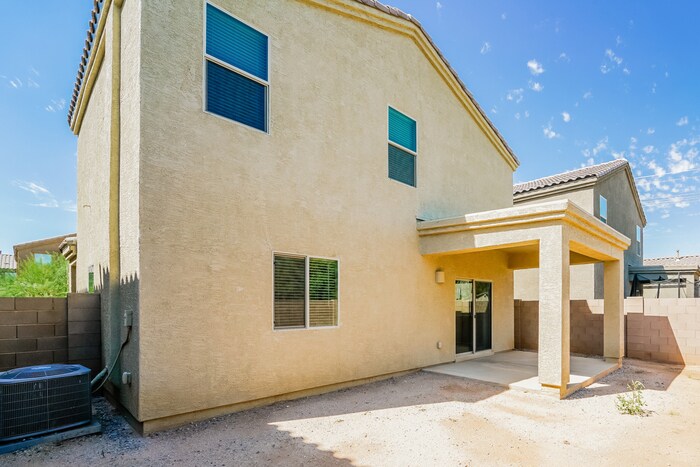 Building Photo - 6531 S Calle Diablo Dr