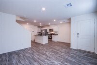 Building Photo - 4949 Fern Mesa Ave