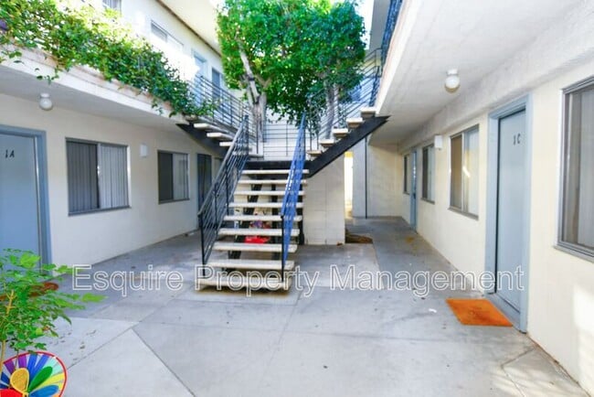 Building Photo - 1740-1750 Ventura Blvd