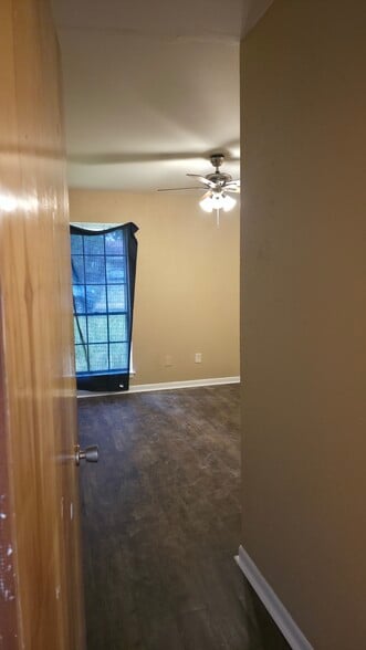 Building Photo - 2807 Jody Ln