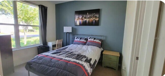 Building Photo - 913 Lake Berkley Dr