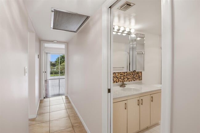 Building Photo - 2505 Antigua Terrace