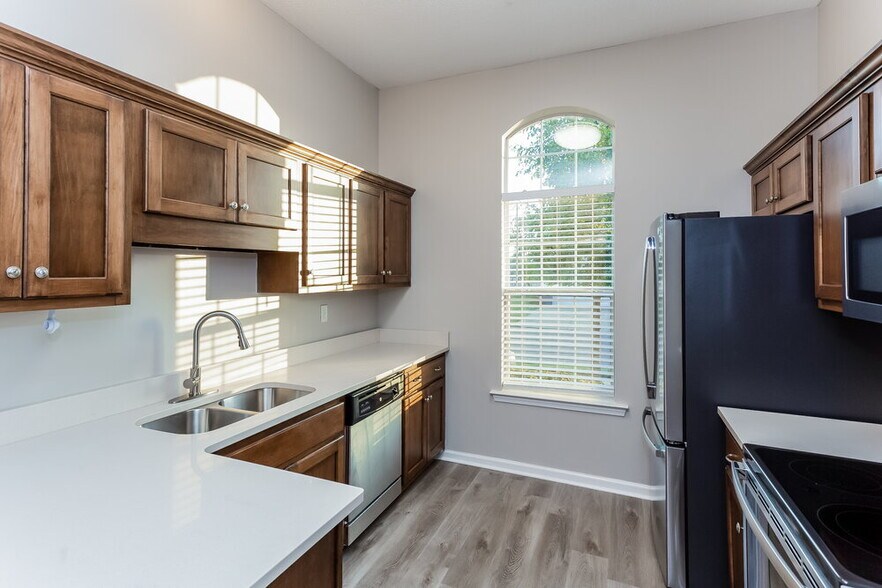 Building Photo - 7872 Allen Ridge Ln
