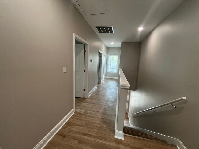 Building Photo - Newly built in Jacksonville