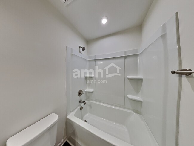 Building Photo - 4180 Garrison Grv Ln