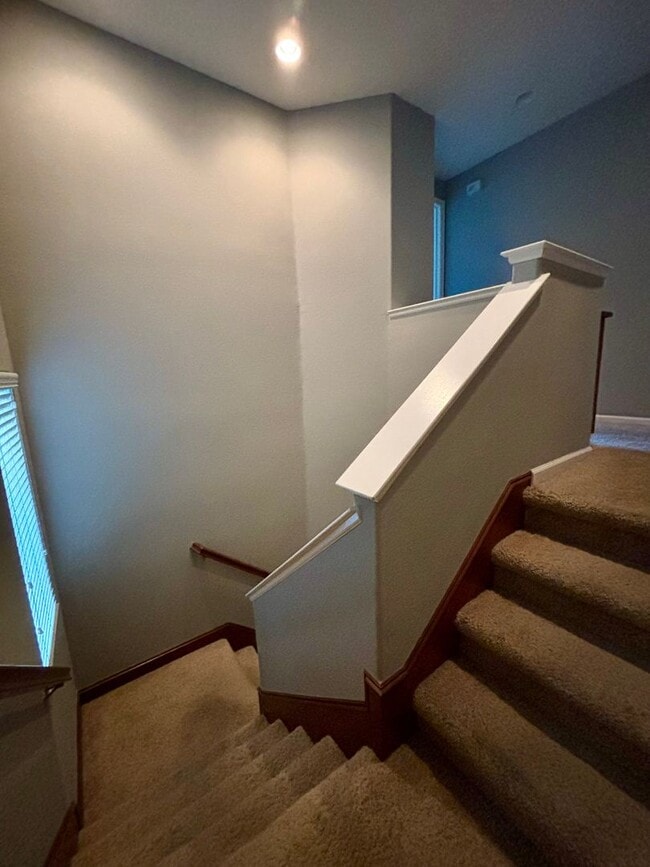 Building Photo - Beautiful Natomas 3/2.5 Home (Please Read Entire Marketing Ad for Viewings)