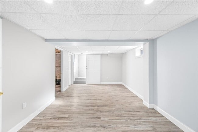 Building Photo - 37 Tyndall Ave