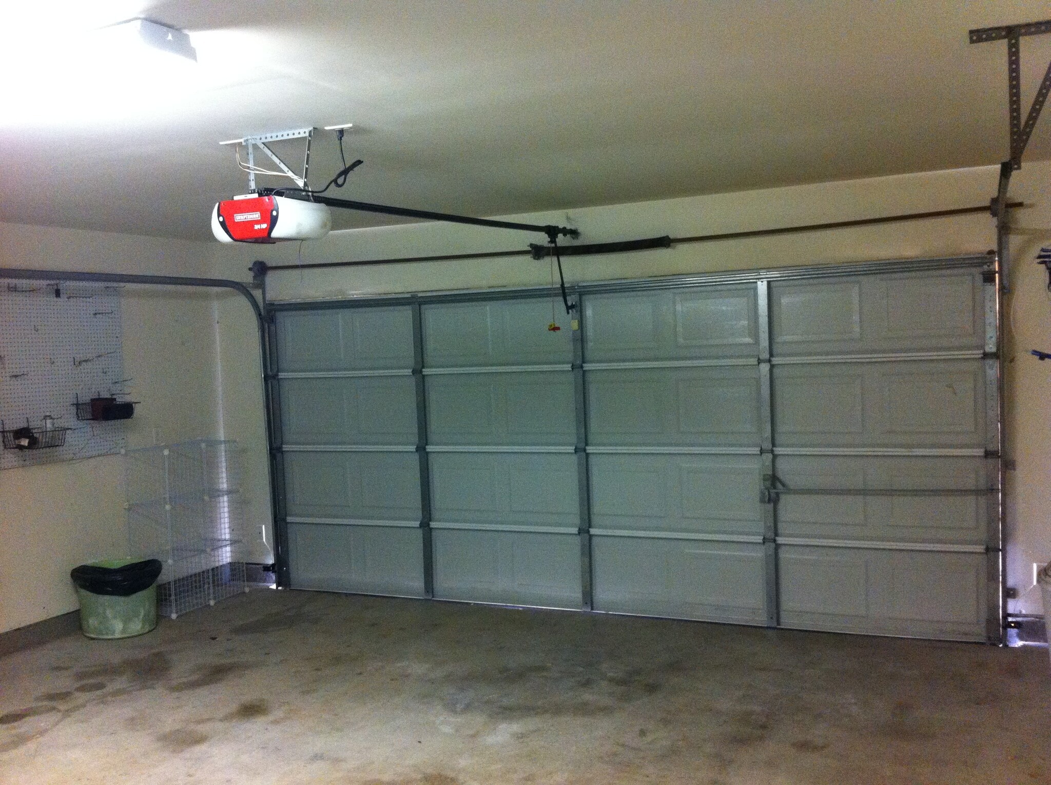 Building Photo - 2215 Sumac Dr