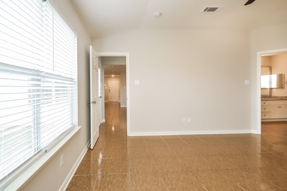 Building Photo - 13003 Sandhill Park Ln