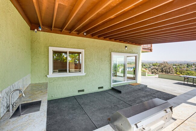 Building Photo - 1253 Hickerson Ct