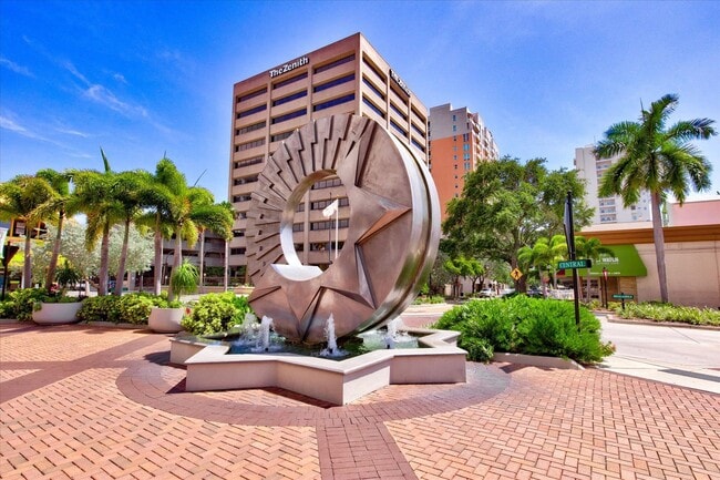 Building Photo - 2 Bedroom 2 Bath Waterview Condo (Palm Place Condominiums)